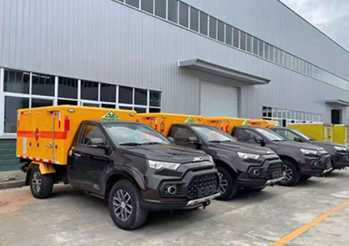 钟山爆破器材运输车-保障安全与效率的关键